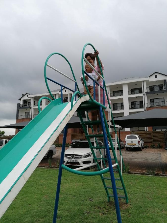 The Blyde Riverwalk Estate, Crystal Lagoon, Pretoria East エクステリア 写真