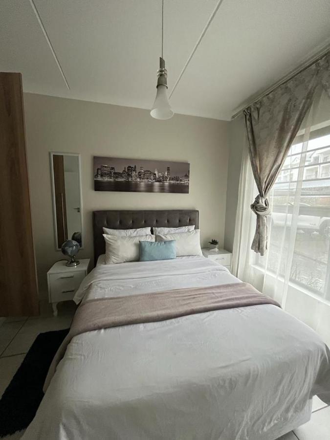 The Blyde Riverwalk Estate, Crystal Lagoon, Pretoria East エクステリア 写真